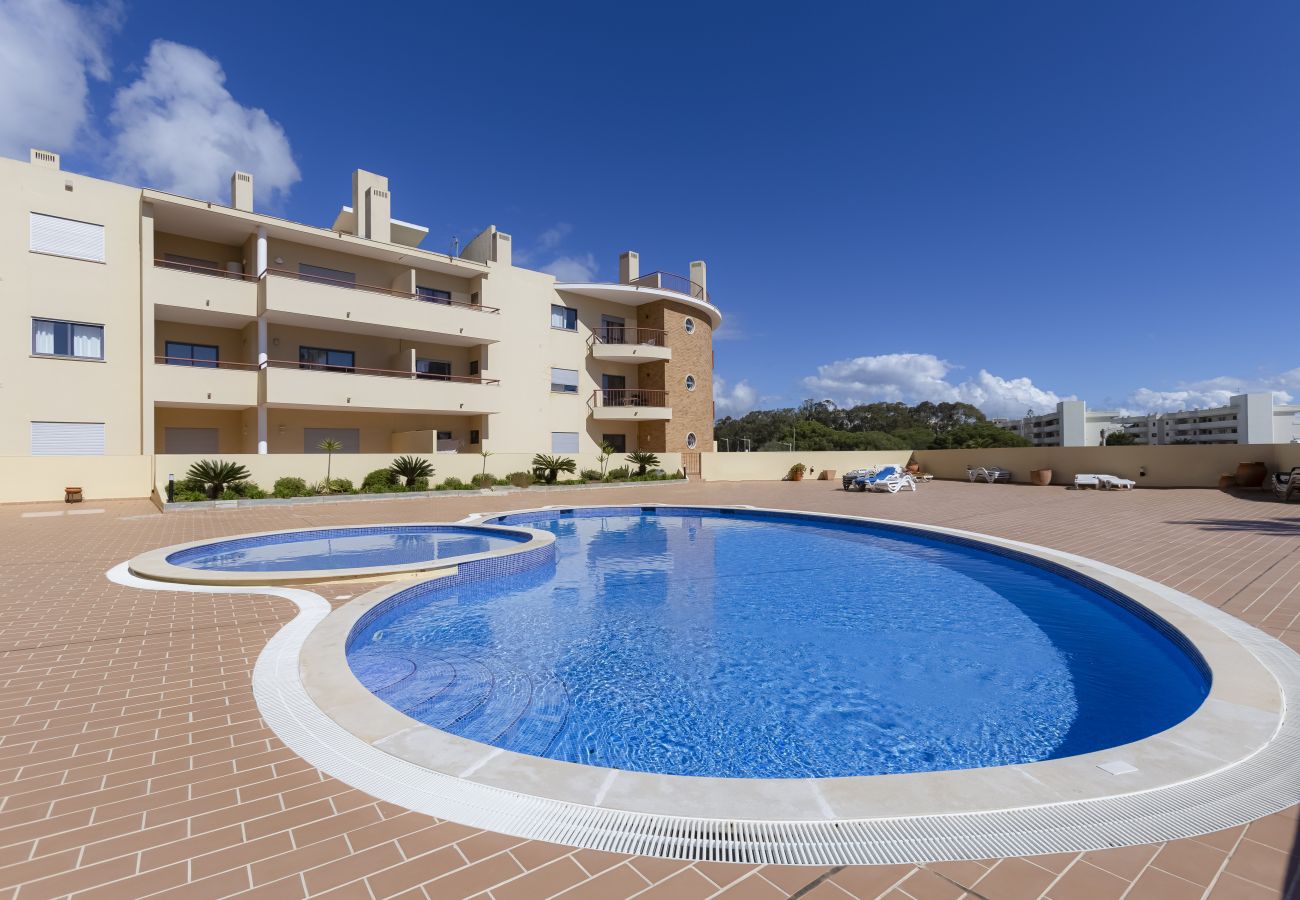 Casa geminada em Lagos - Apartamento Dona Ana - A002