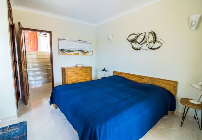 Villa em Lagos - Casa Beira Mar – V059 Villa em Lagos - Casa Beira Mar – V059