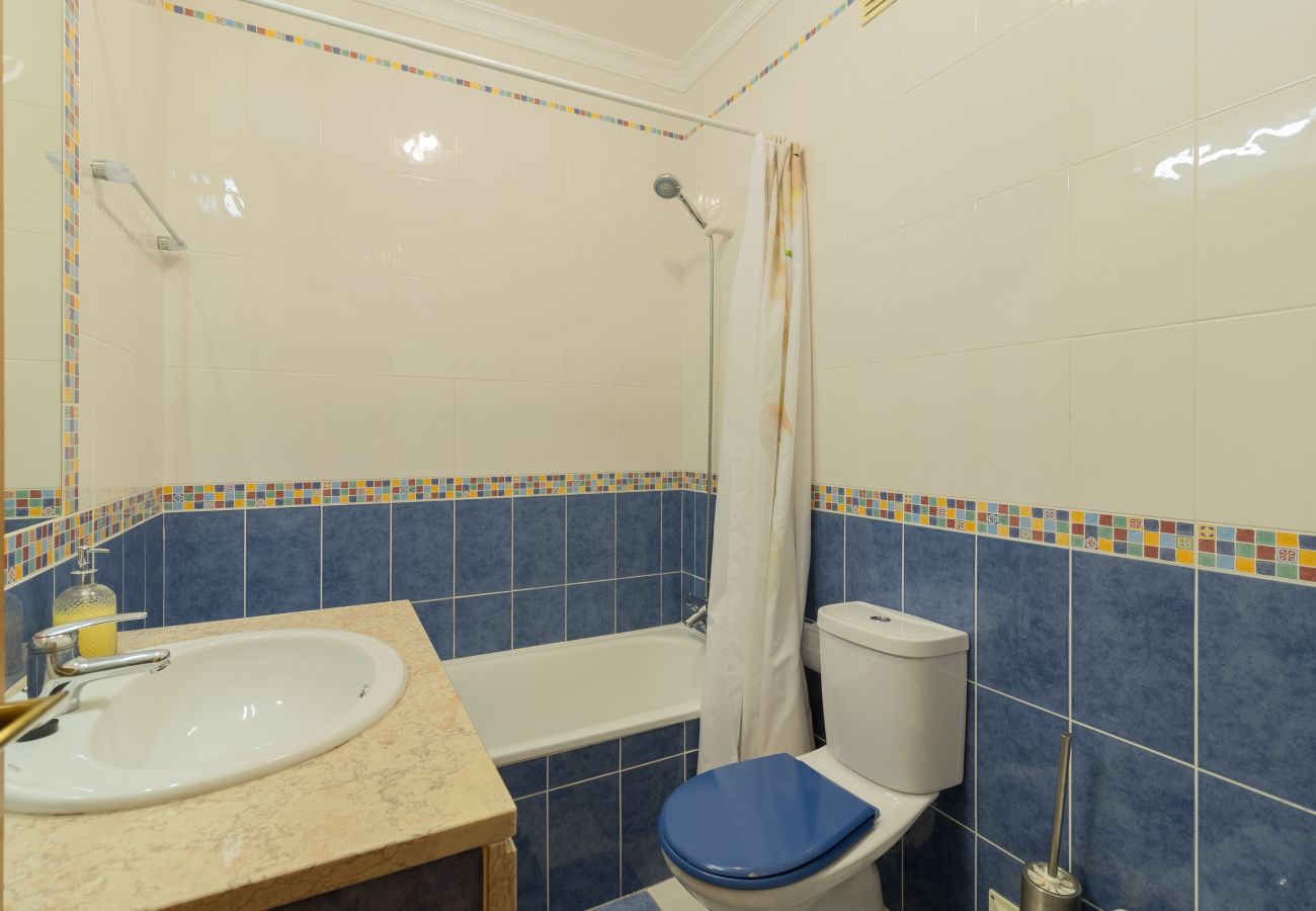 Apartamento em Lagos - Apartamento Baía Azul - A069