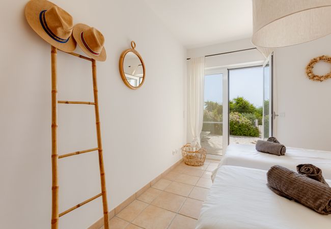 Casa geminada em Lagos - Casa Blanca - V026 Casa geminada em Lagos - Casa Blanca - V026