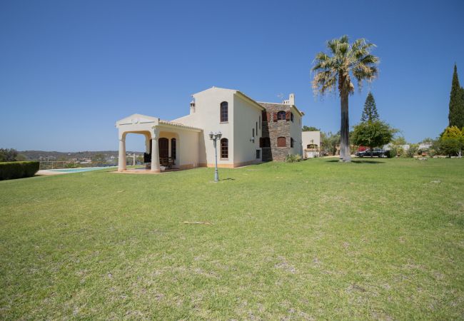 Villa em Lagos - Villa Pétalas de Amor Villa em Lagos - Villa Pétalas de Amor