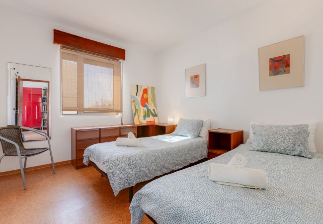 Apartamento em Luz - Casa da Irene - A047