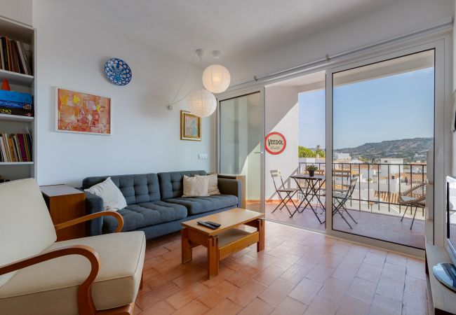 Apartamento em Luz - Casa da Irene - A047