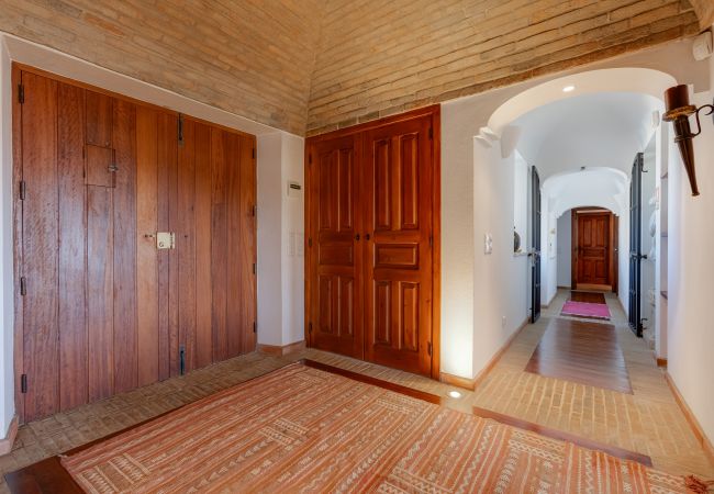 Villa em Lagos - Quinta Paraíso - V024 Villa em Lagos - Quinta Paraíso - V024