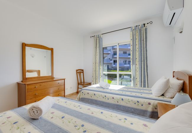 Apartamento em Lagos - Apartamento Sto. Antonio III - A048 Apartamento em Lagos - Apartamento Sto. Antonio III - A048