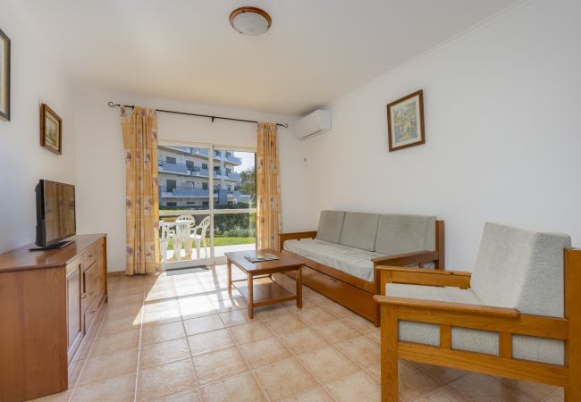 Apartamento em Lagos - Apartamento Sto. Antonio III - A048 Apartamento em Lagos - Apartamento Sto. Antonio III - A048