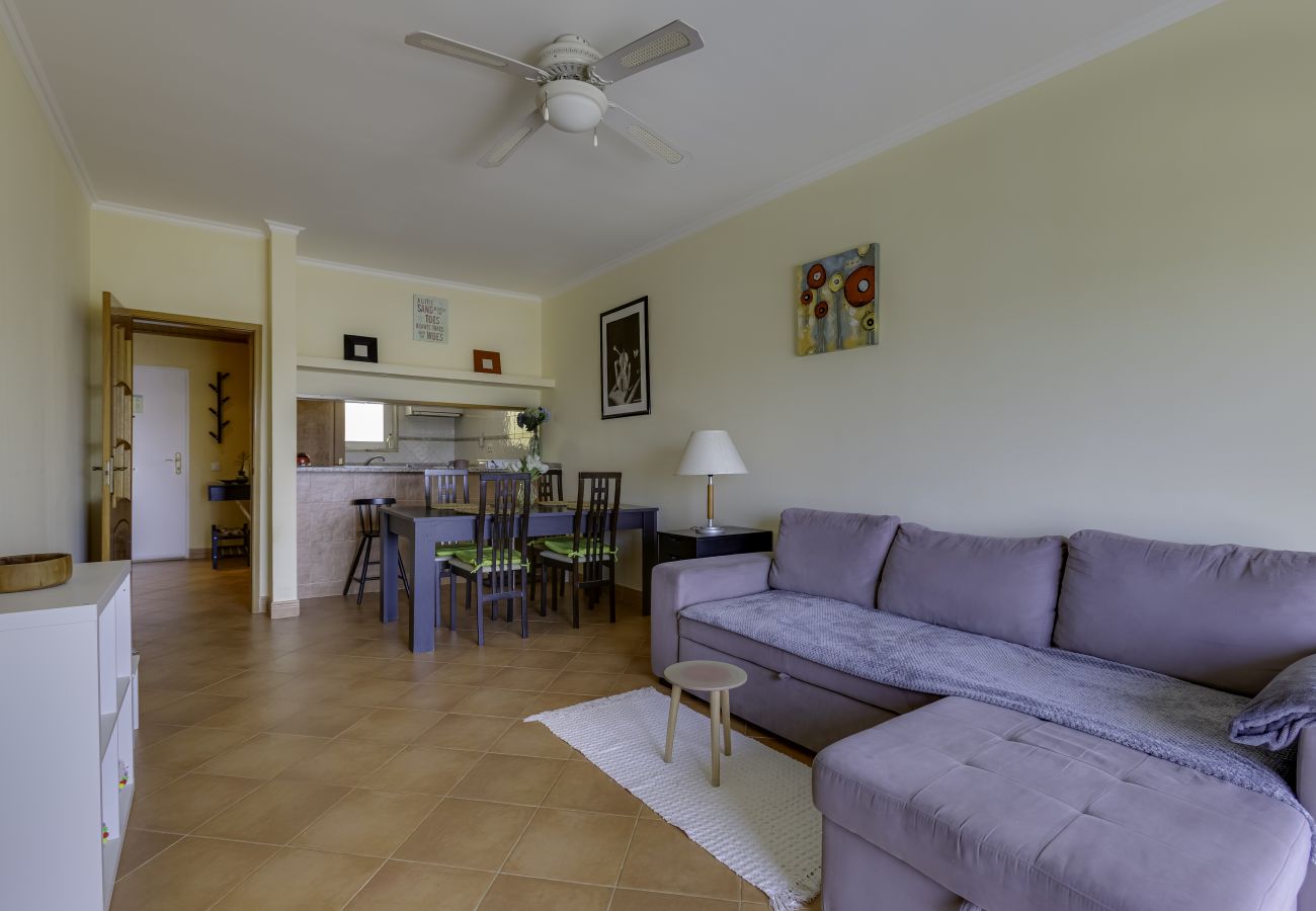 Apartamento em Lagos - Apartamento Condomínio do Mar I - A019