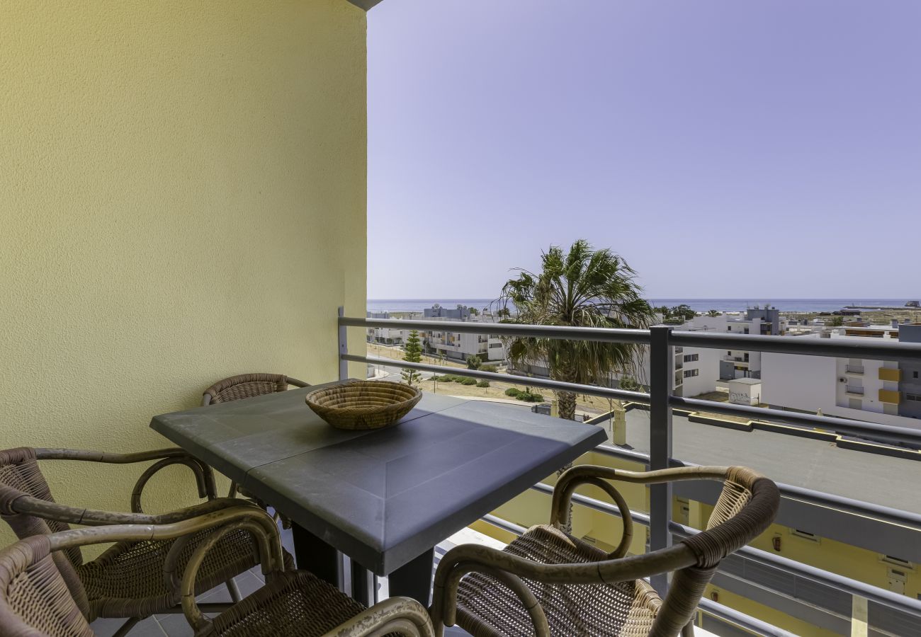 Apartamento em Lagos - Apartamento Condomínio do Mar I - A019