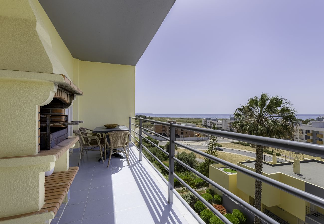Apartamento em Lagos - Apartamento Condomínio do Mar I - A019