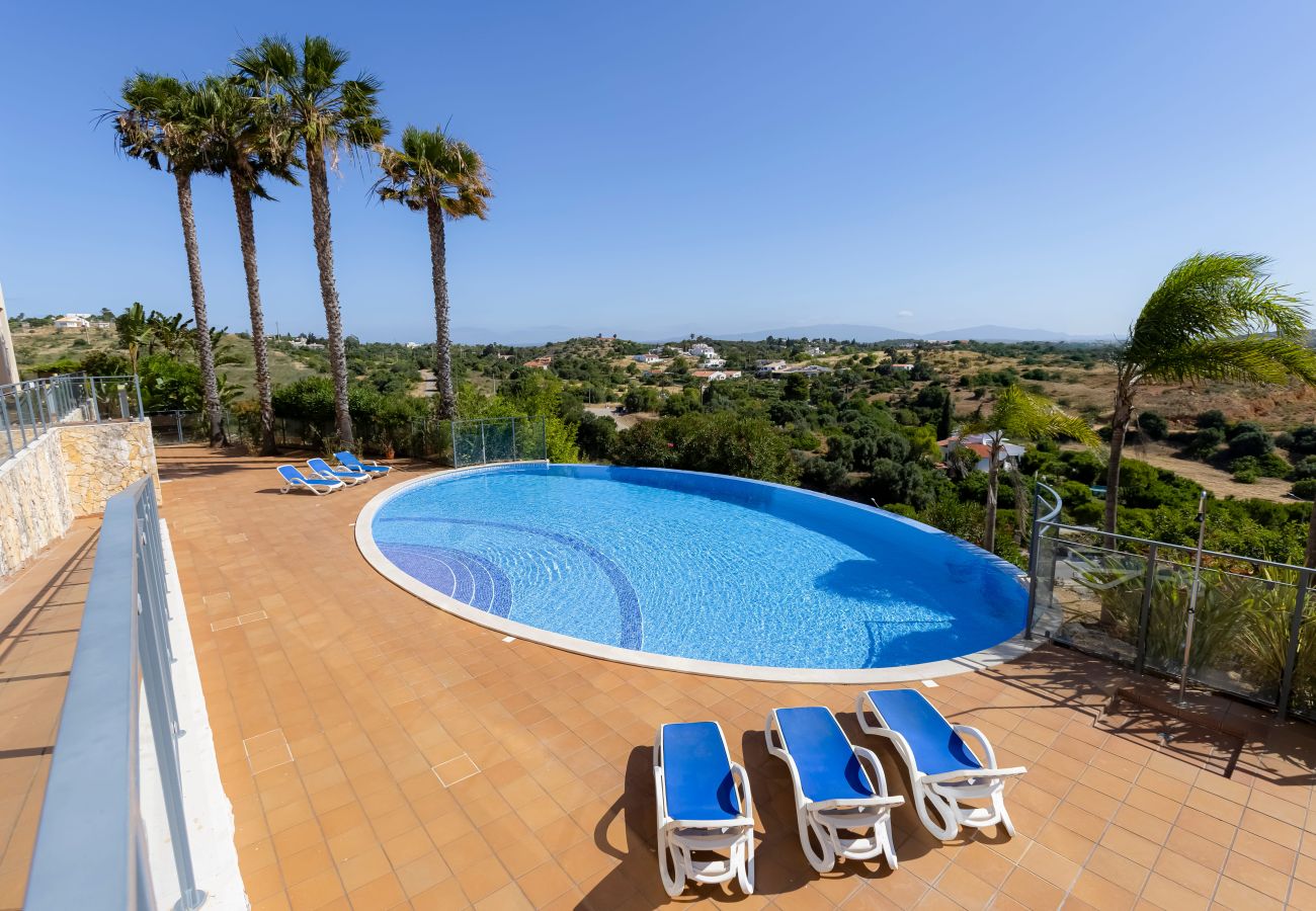 Apartamento em Lagos - Apartamento Bela Vista - A009