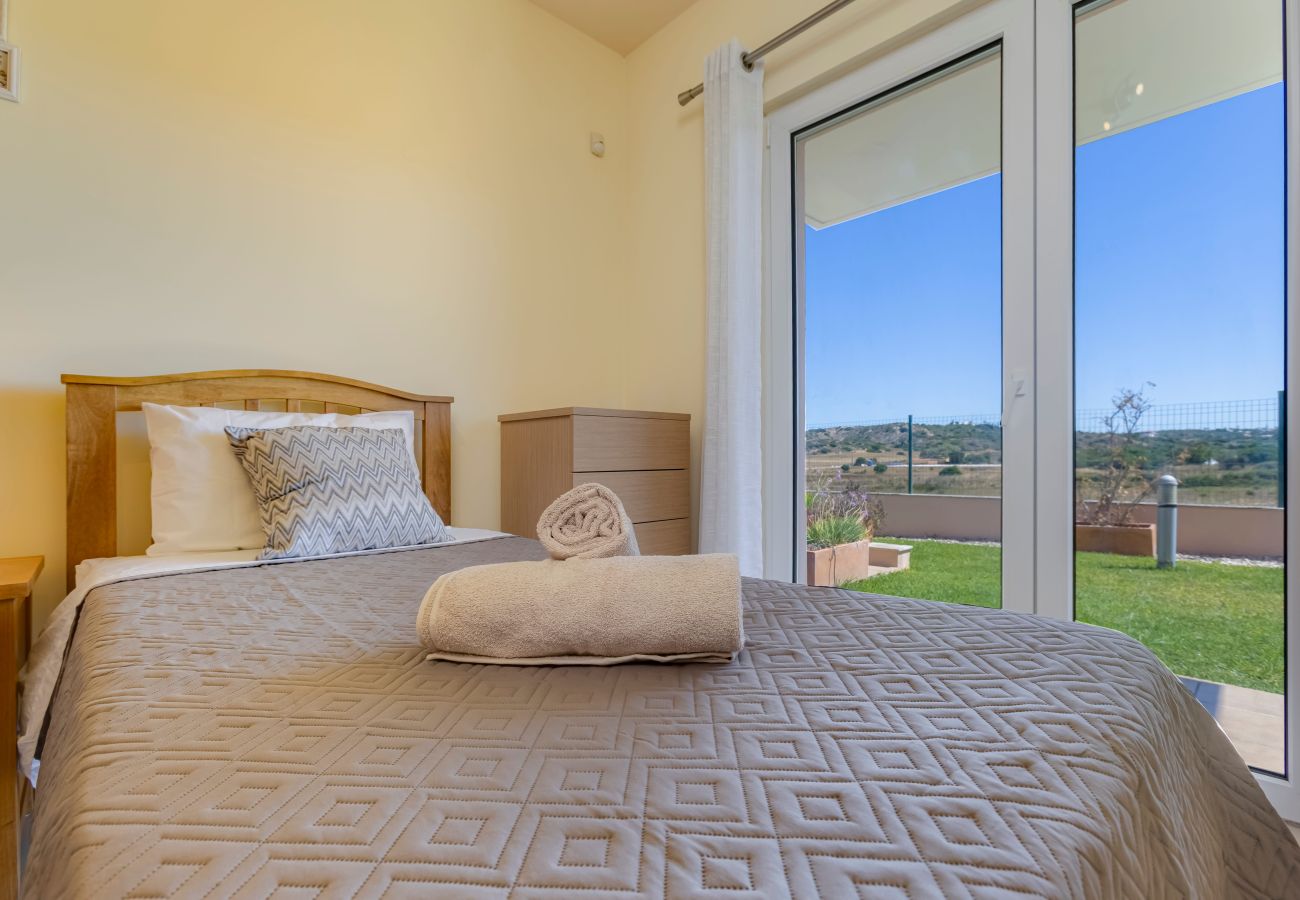 Apartamento em Burgau - Apartamento dos Aromas - A012