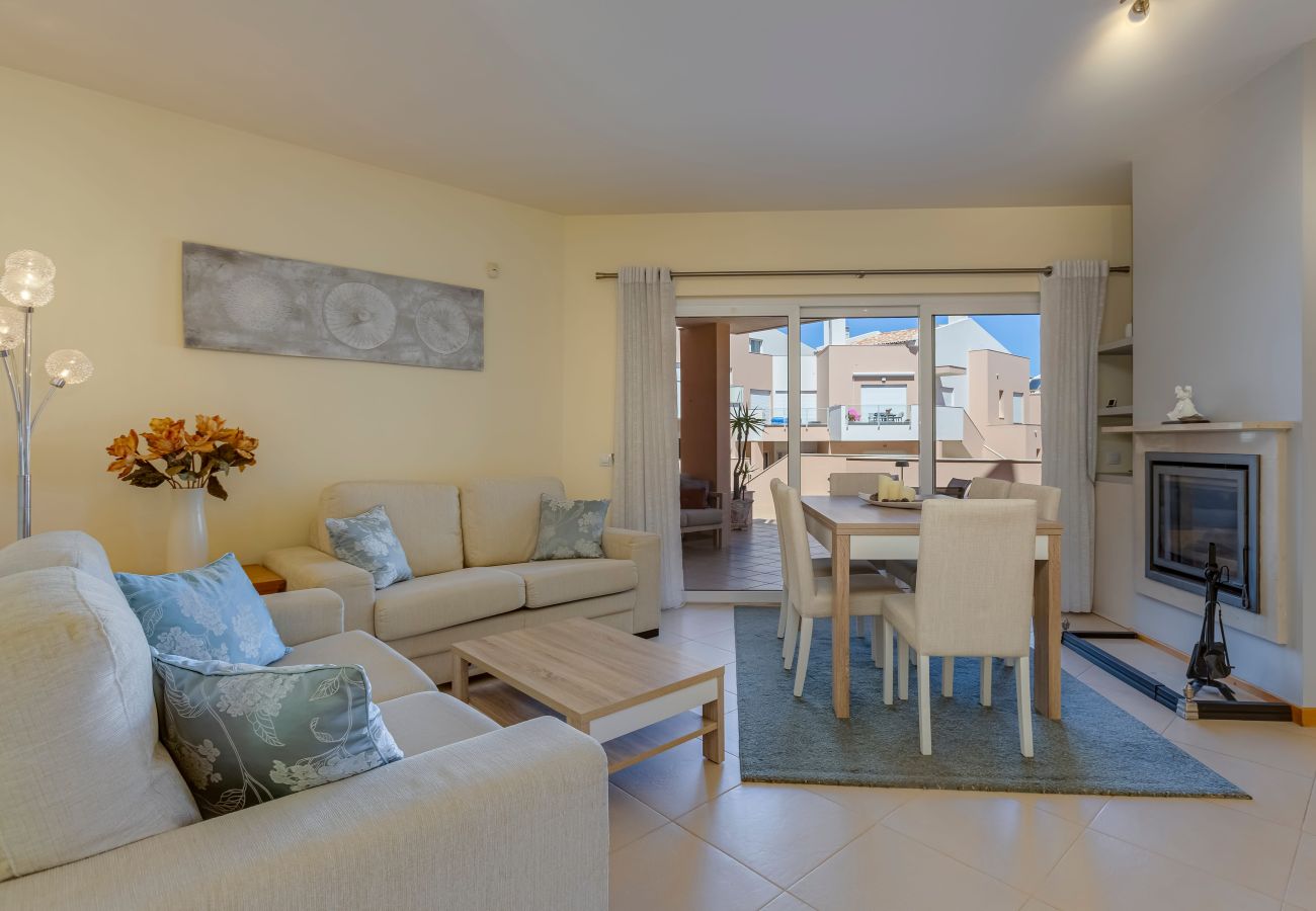 Apartamento em Burgau - Apartamento dos Aromas - A012