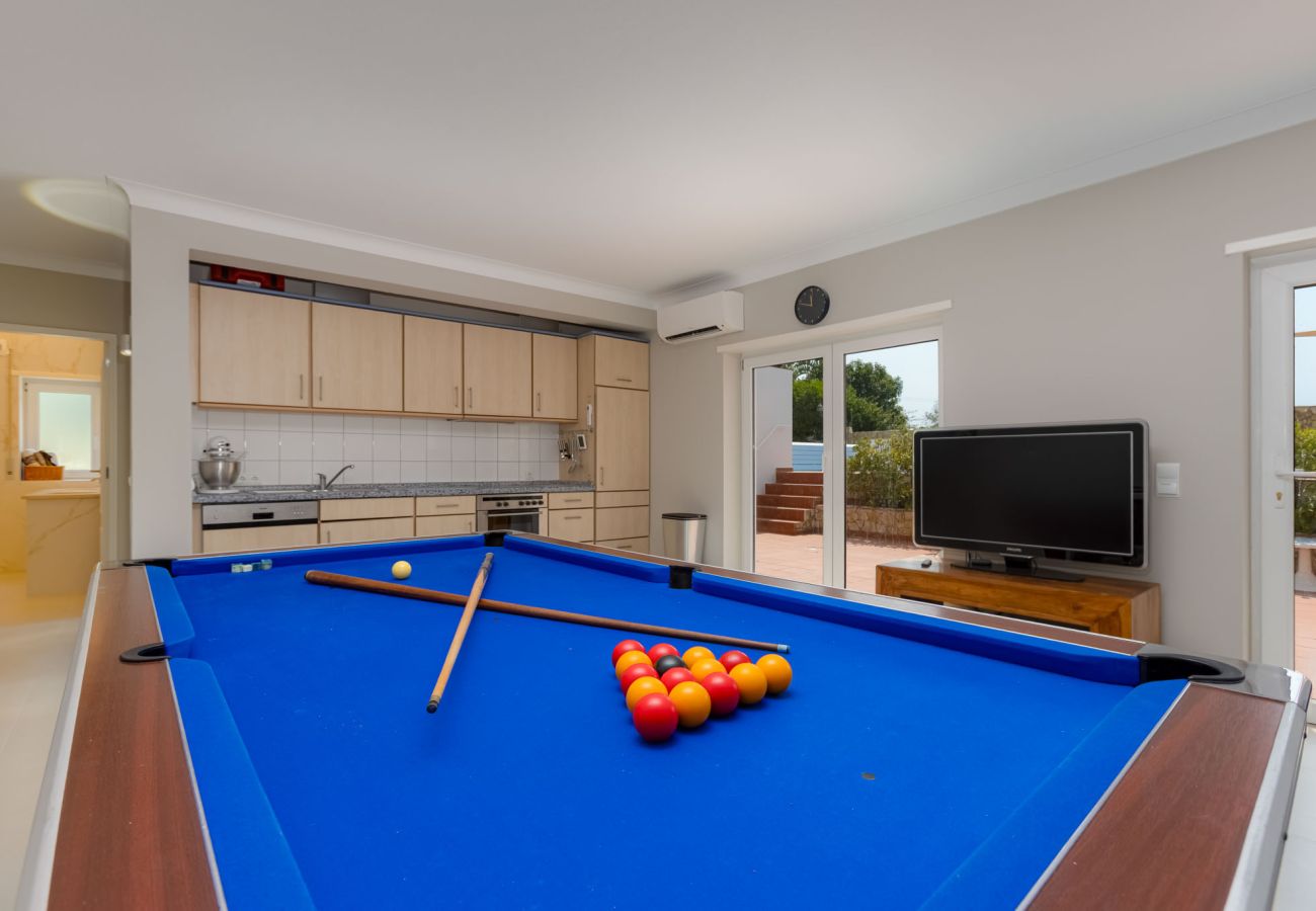 Villa em Lagos - Casa na Lagoa - V031