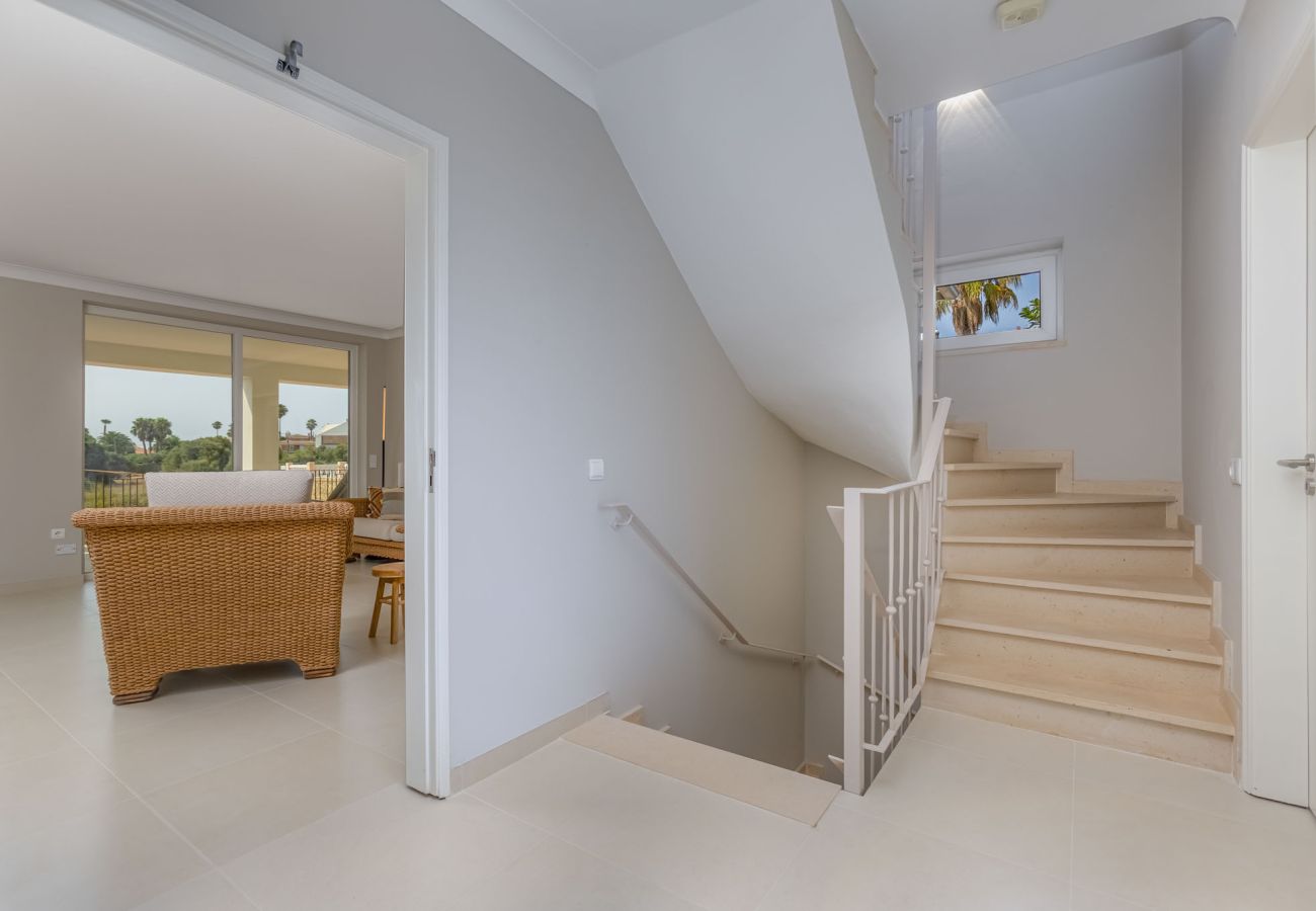 Villa em Lagos - Casa na Lagoa - V031