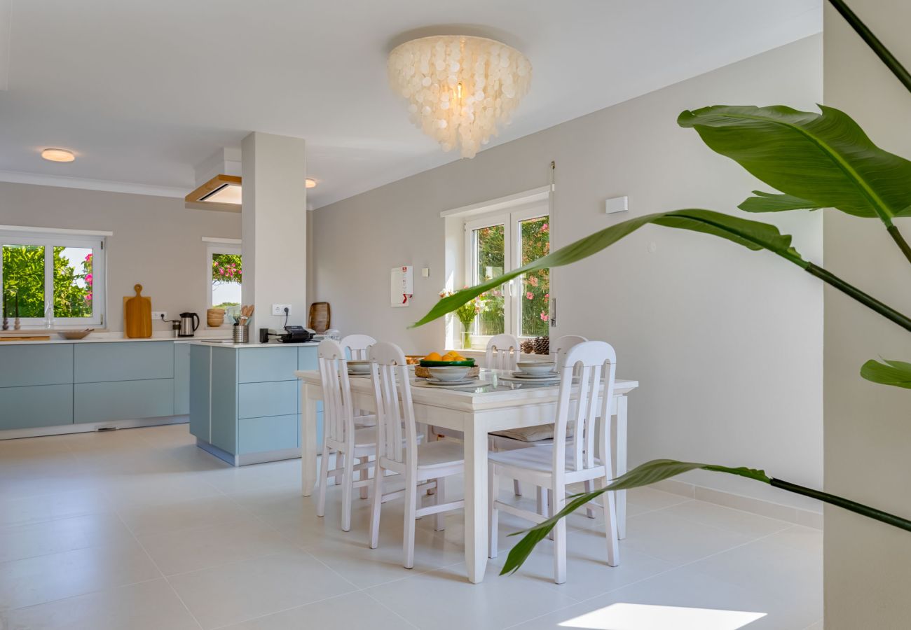 Villa em Lagos - Casa na Lagoa - V031