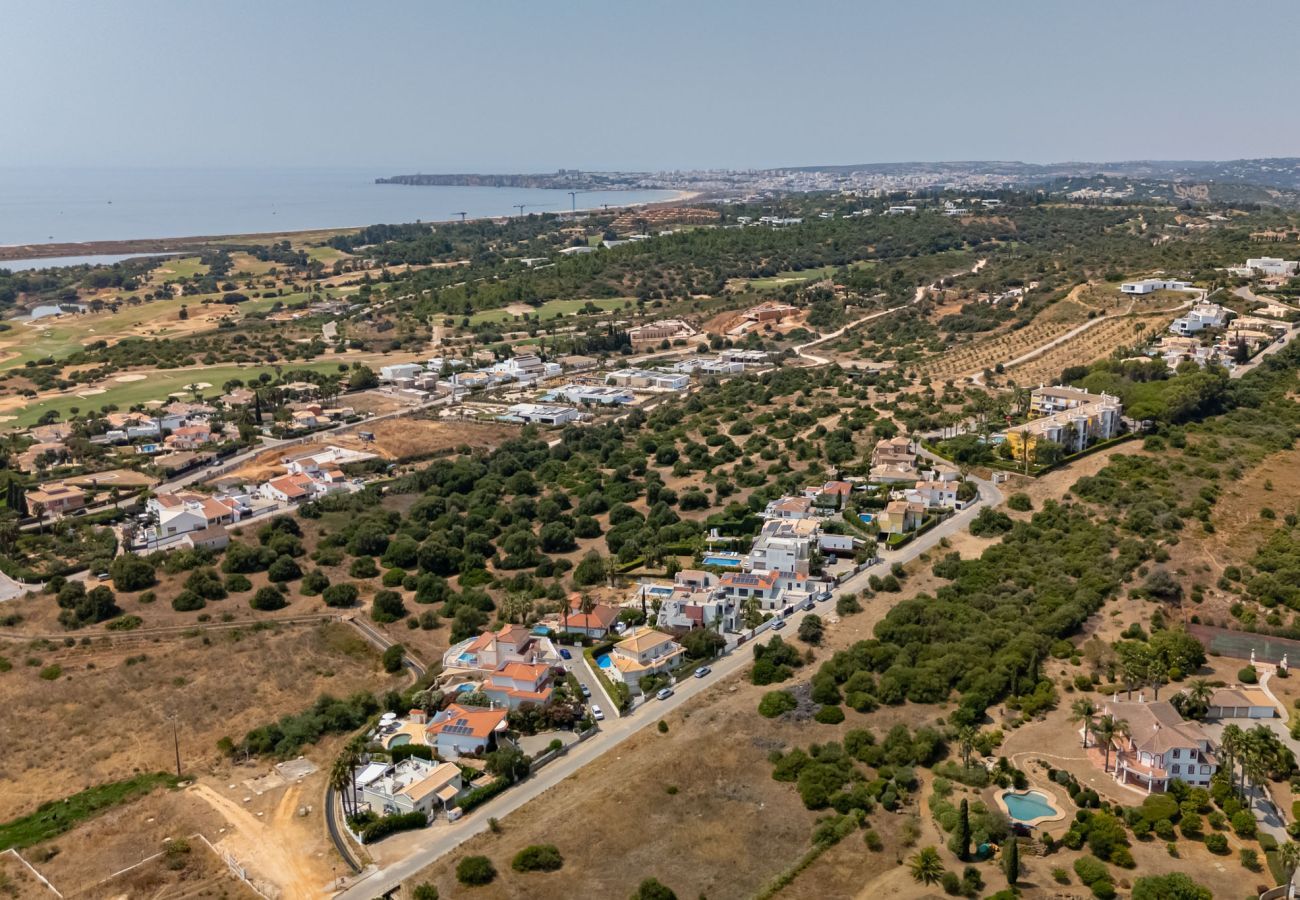 Villa em Lagos - Casa na Lagoa - V031