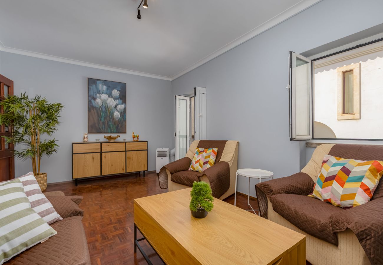 Apartamento em Lagos - Casa do Centro - A003