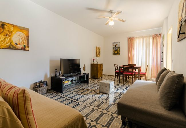 Ferienwohnung in Lagos - Central Apartment - A016 Ferienwohnung in Lagos - Central Apartment - A016