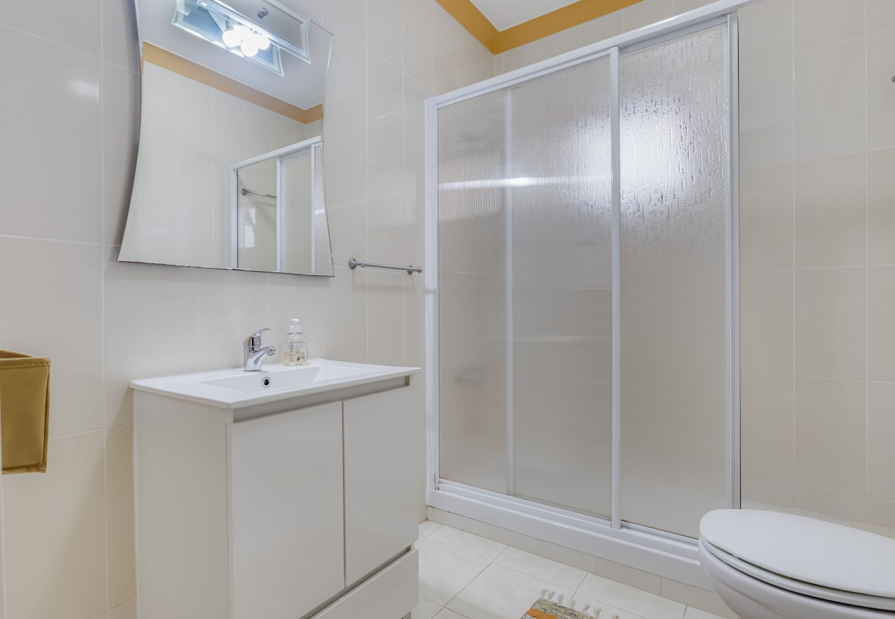 Villa in Montinhos da Luz - Casa Teresinha - V028