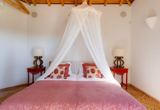 Villa in Lagos - Quinta Paraíso - V024 Villa in Lagos - Quinta Paraíso - V024