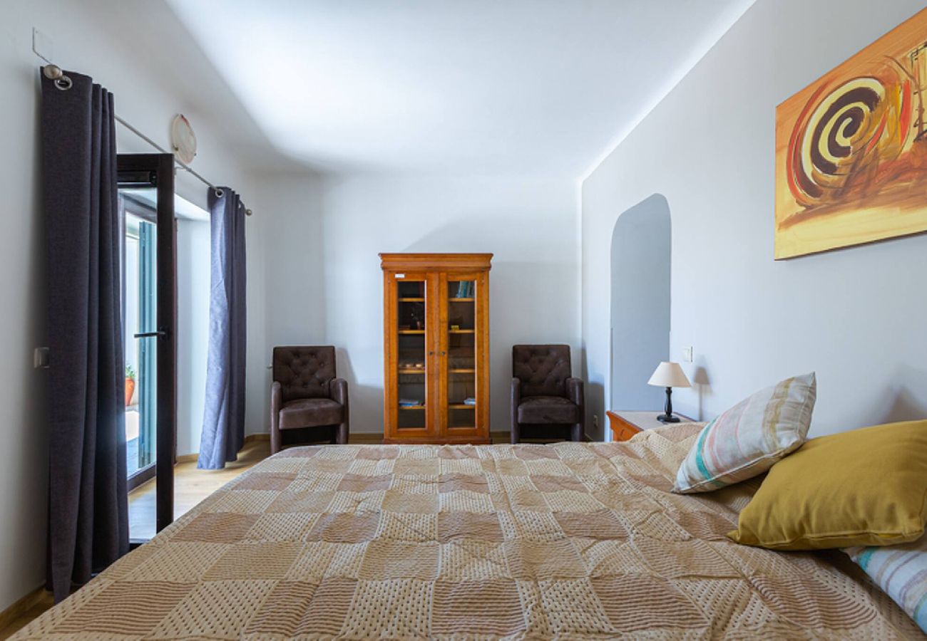 Ferienhaus in Lagos - Great double bedroom Lagos, Quinta das Portelas
