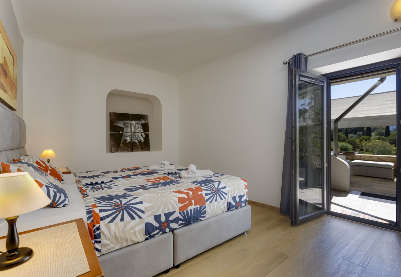 Zimmeranmietung in Lagos - Doppelzimmer in einer wunderschönen Quinta 