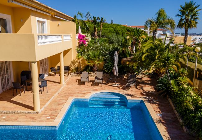 Villa in Lagos - Lovely house by the sea – V059