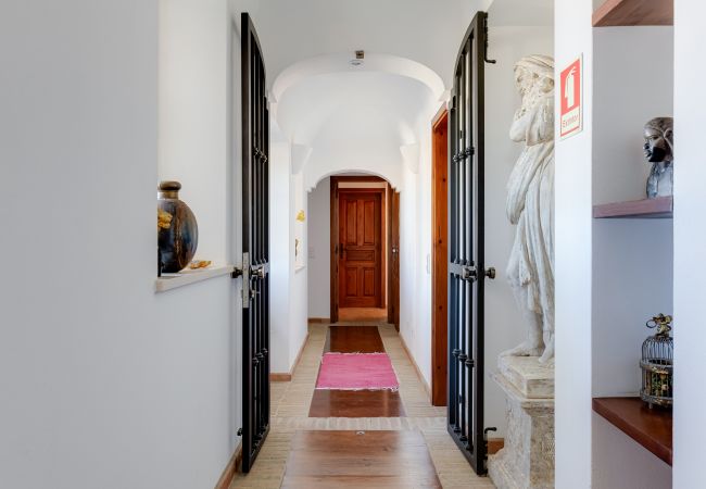 Villa in Lagos - Quinta Paraíso - V024 Villa in Lagos - Quinta Paraíso - V024