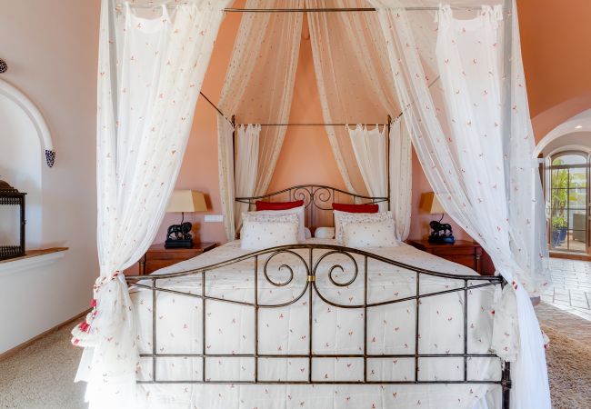 Villa in Lagos - Quinta Paraíso - V024 Villa in Lagos - Quinta Paraíso - V024