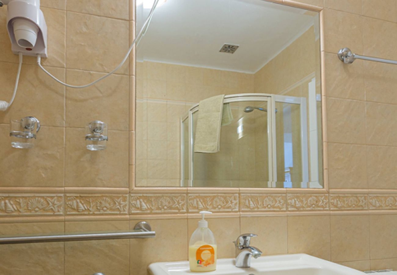 House in Lagos - Great double bedroom Lagos, Quinta das Portelas