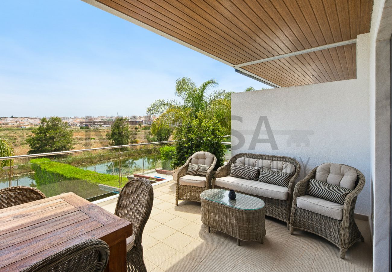 Villa en Lagos - Magnífica Casa de Playa - V074