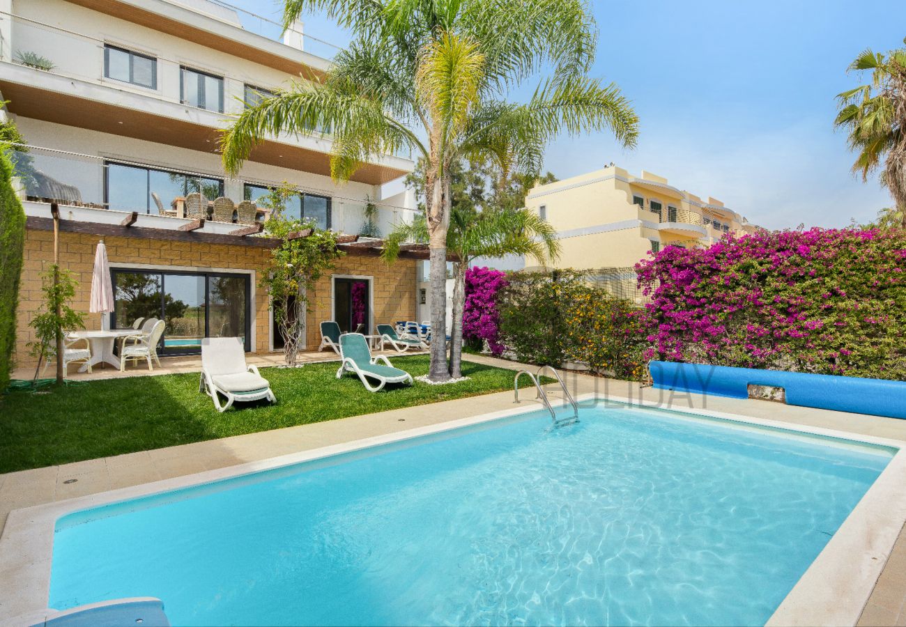 Villa en Lagos - Magnífica Casa de Playa - V074