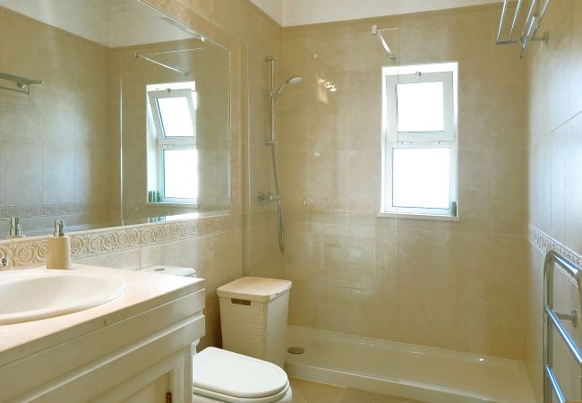Apartamento en Lagos - Apartamento Fairview Village - A033 Apartamento en Lagos - Apartamento Fairview Village - A033