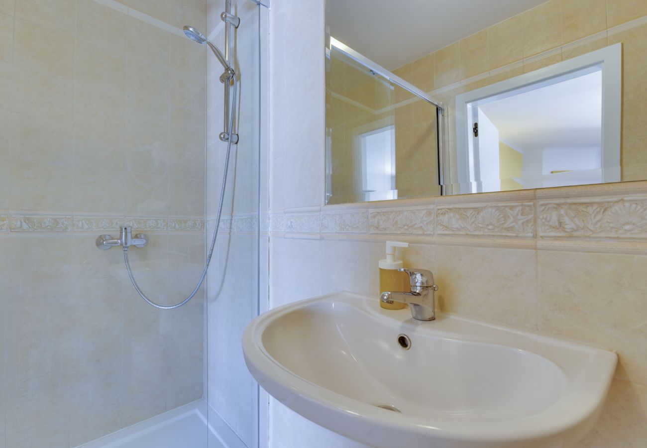 Alquiler por habitaciones en Lagos - Habitación Doble en una Bella Quinta “Nice” – QR06