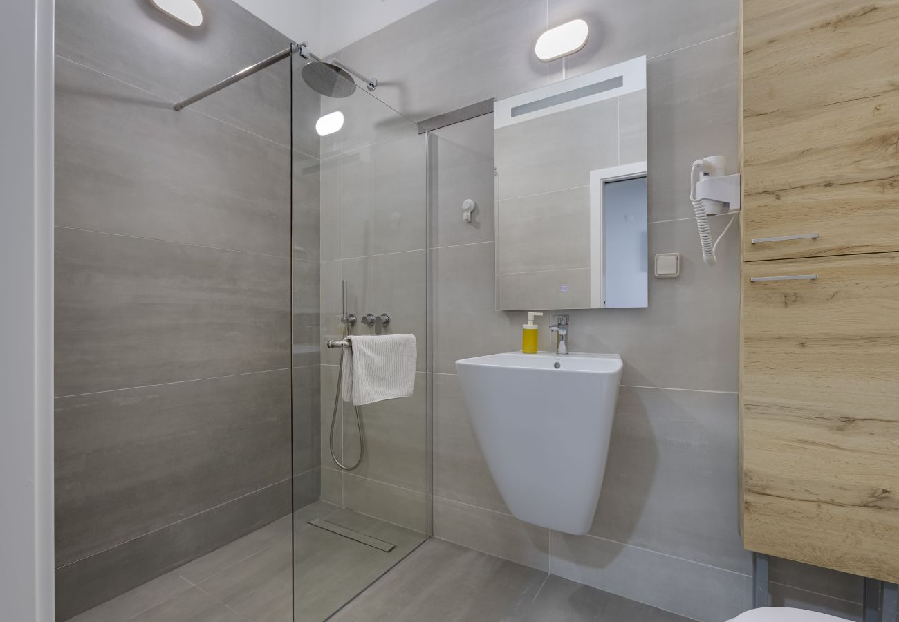 Estudio en Lagos - Estudio con Vista en una Hermosa Quinta – QS04