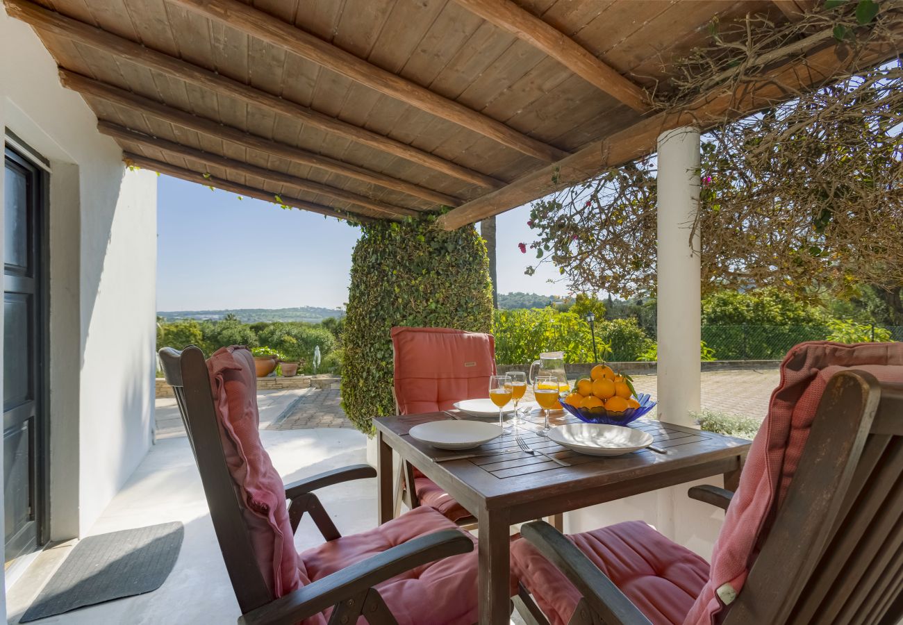 Casa rural en Lagos - Casa independiente en una Hermosa Quinta  – QA01
