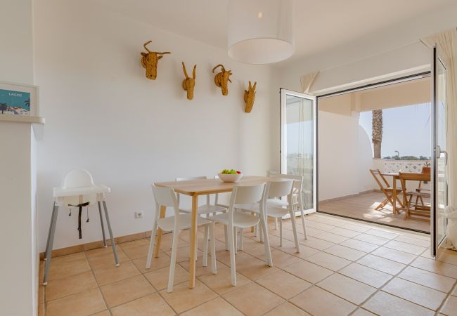 Maison mitoyenne à Lagos - Casa Blanca - V026 Maison mitoyenne à Lagos - Casa Blanca - V026