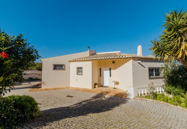 Villa a Lagos - Casa Papoilas  - V023 Villa a Lagos - Casa Papoilas  - V023
