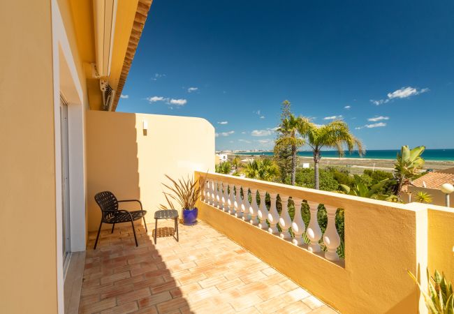 Villa a Lagos - Casa Beira Mar – V059 Villa a Lagos - Casa Beira Mar – V059