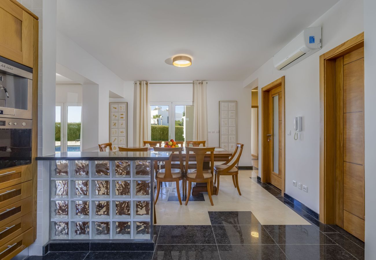 Villa a Aljezur - V030 - Bait Arrifana